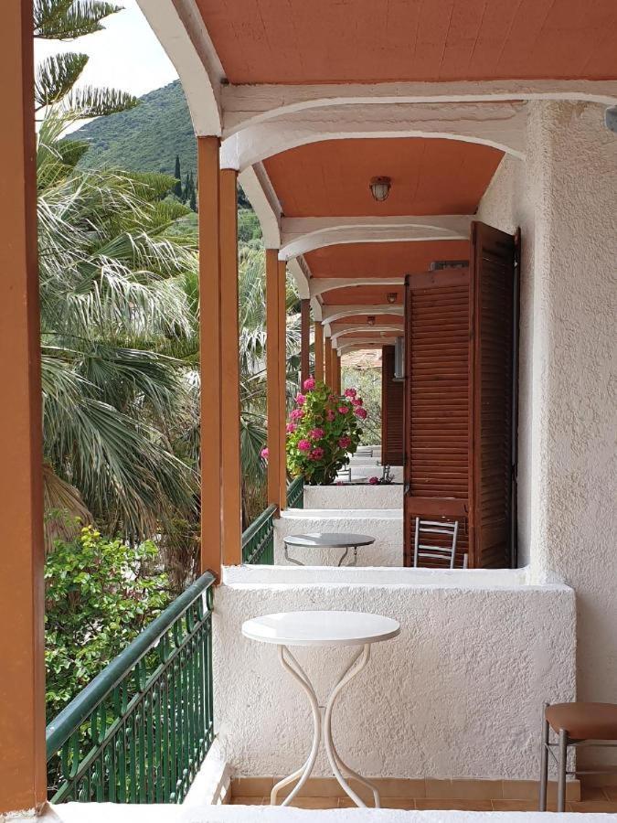 Hotel Alexandros B Nikiana Exterior foto