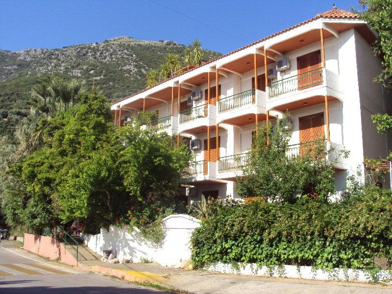 Hotel Alexandros B Nikiana Exterior foto